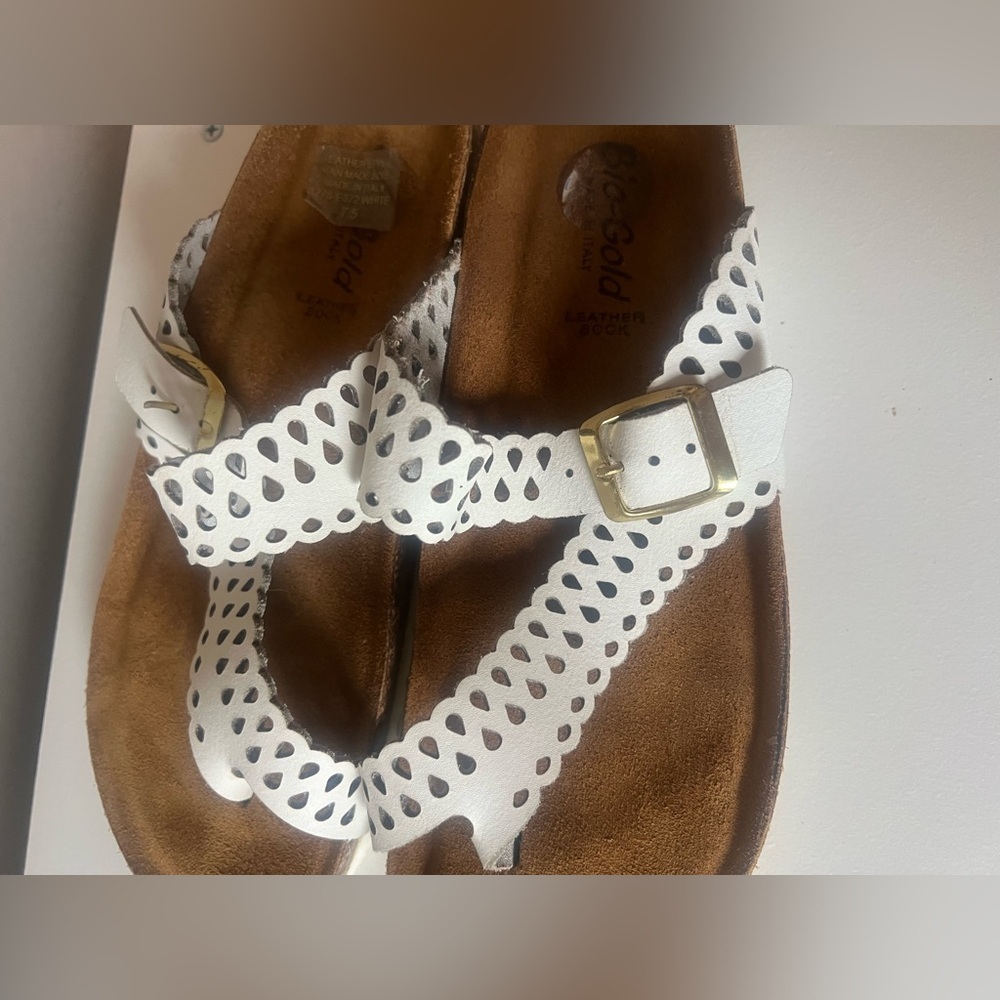 Bio-Gold Sandals Size 7.5 - Picture 5 of 8